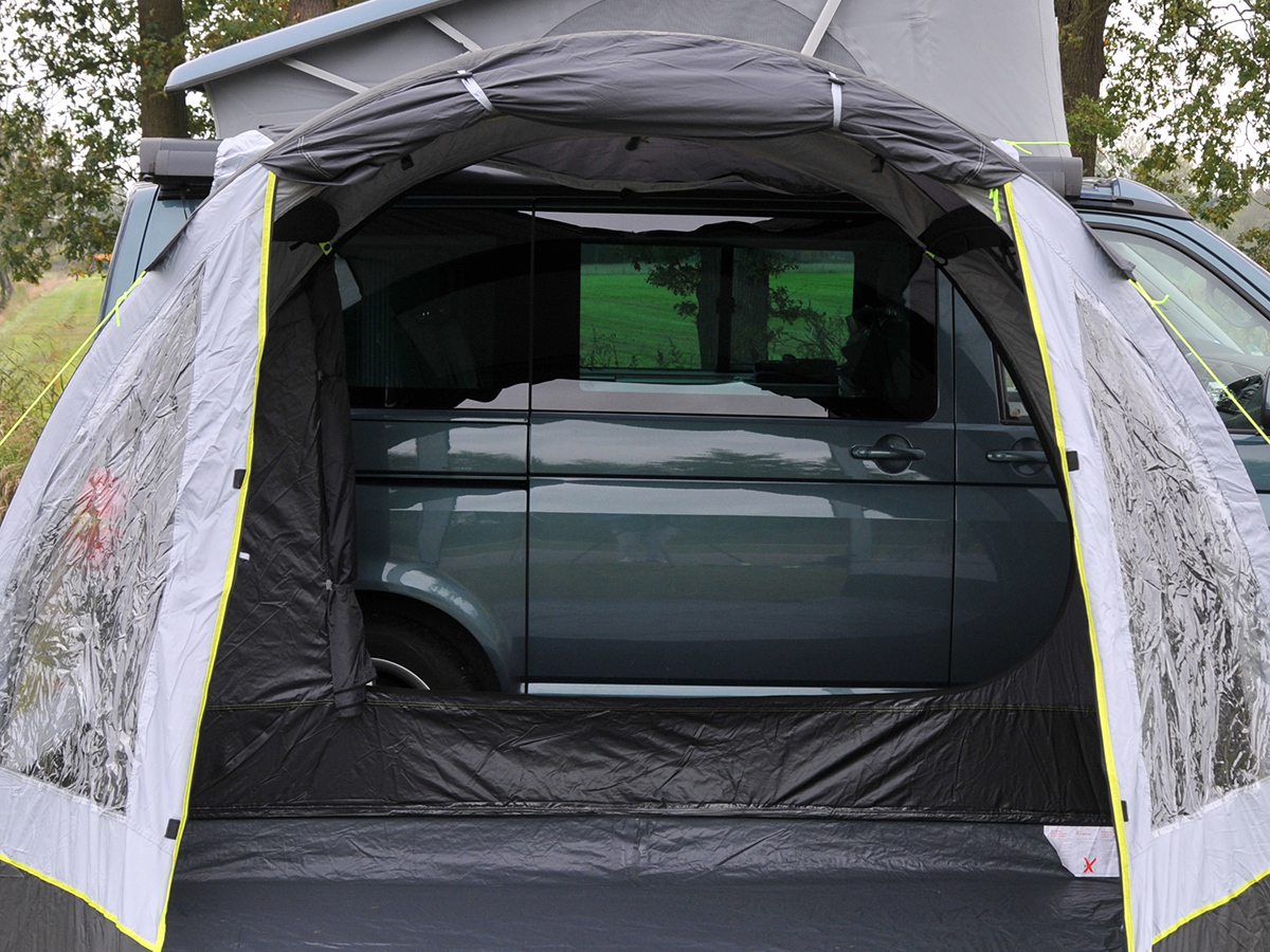 saunders tent Show: Saunders, Susan, Allison, Diane: 9780525445982: Books Size (W x L):1500mm x 1.4M | 59