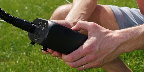 Aufpumpen Zelt elektrische Pumpe